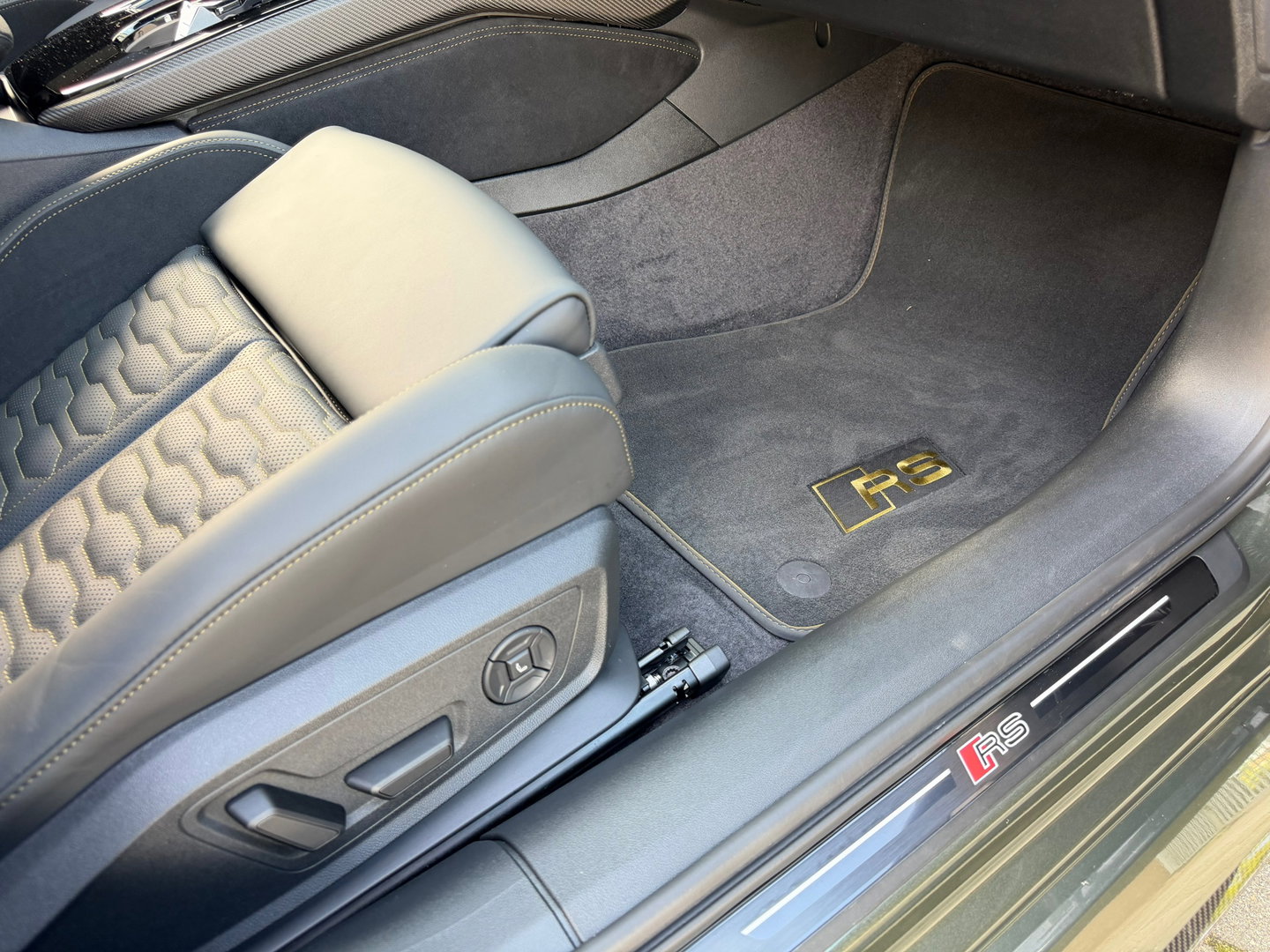 Audi RS5 Avant RS 5 640PK quattro Carbon|Pano|Keramisch|Massage|B&O|Sportpakket
