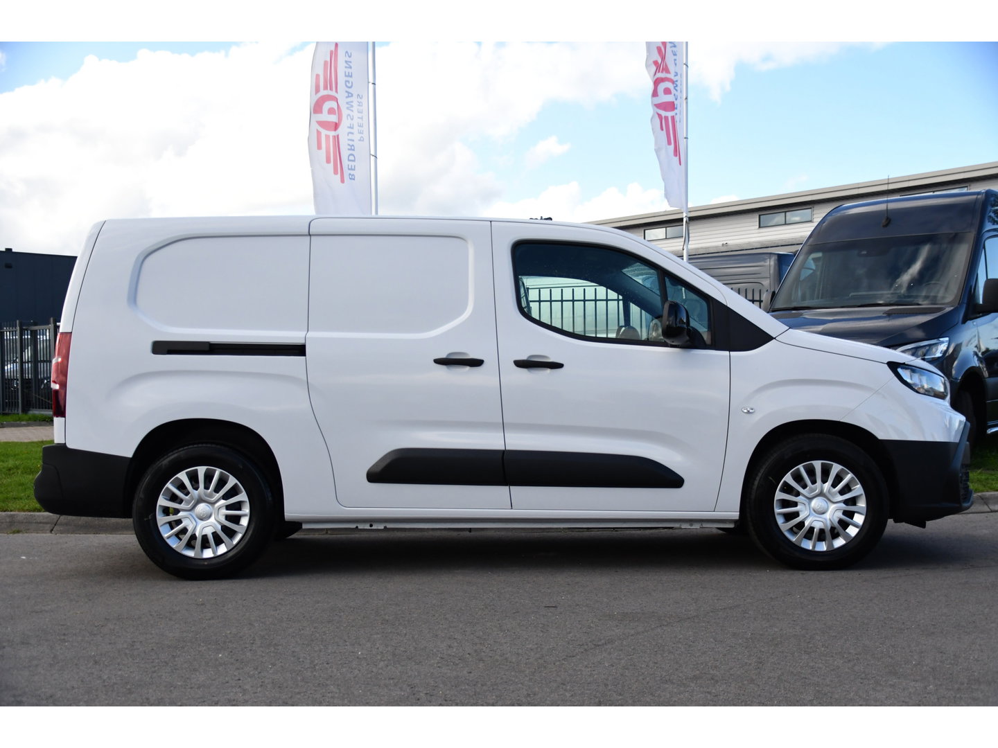 Toyota PROACE CITY Electric Professional 50 kWh Virtual, Camera, Cruise, Carplay, Multimedia, Standkachel, 136pk, NIEUW!