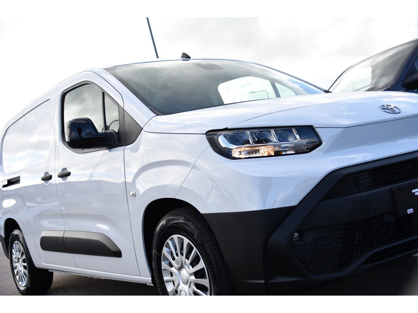 Toyota PROACE CITY Electric Professional 50 kWh Virtual, Camera, Cruise, Carplay, Multimedia, Standkachel, 136pk, NIEUW!
