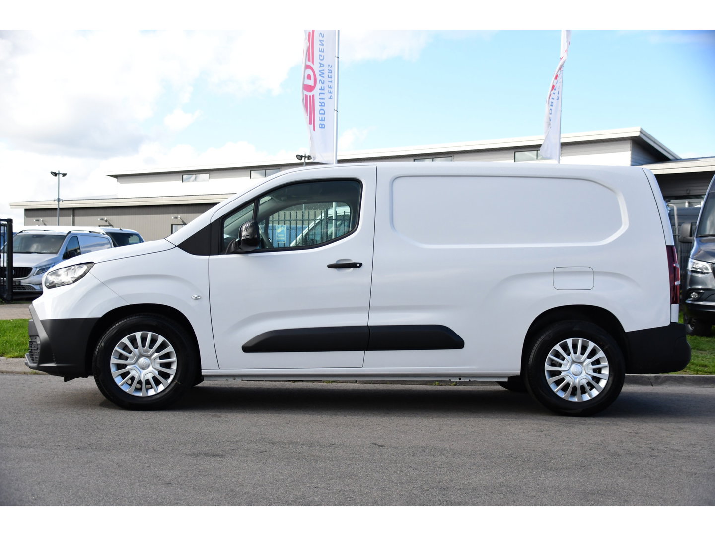 Toyota PROACE CITY Electric Professional 50 kWh Virtual, Camera, Cruise, Carplay, Multimedia, Standkachel, 136pk, NIEUW!