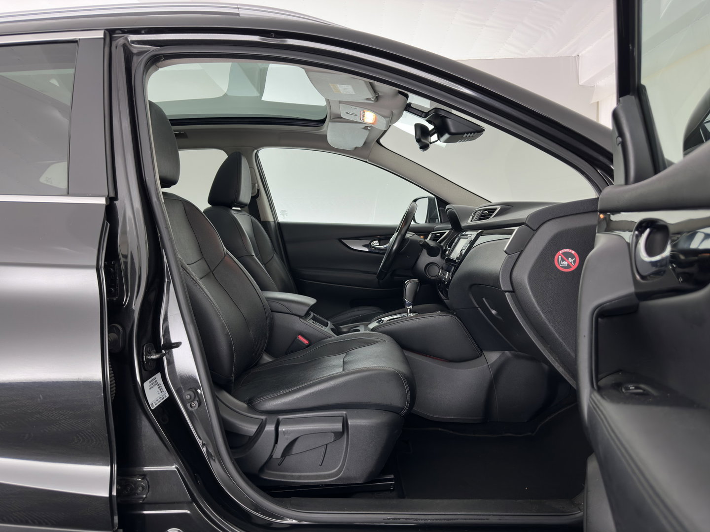Nissan QASHQAI 1.2 Tekna Aut. *PANO | LEDER | NAVI-FULLMAP | Bi-LED-LIGHTS | HEATED-COMFORTSEATS | NISSAN-CONNECT | TOPVIEW | ECC | PDC | BLINDSPOT | ADAPTIVE-CRUISE | TOWBAR | AMBIENTLIGHT | KEYLESS | DAB | 19"ALU*