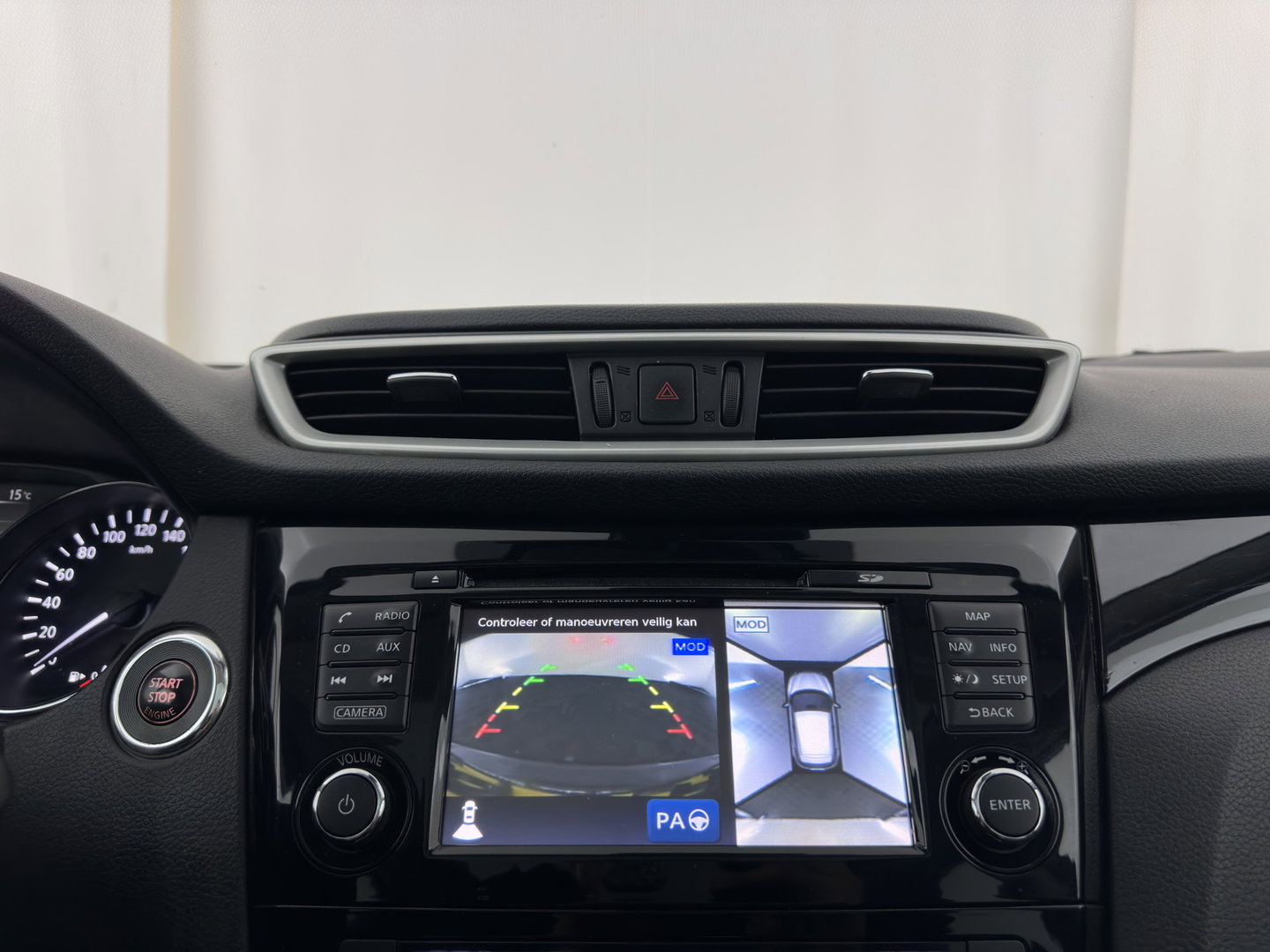 Nissan QASHQAI 1.2 Tekna Aut. *PANO | LEDER | NAVI-FULLMAP | Bi-LED-LIGHTS | HEATED-COMFORTSEATS | NISSAN-CONNECT | TOPVIEW | ECC | PDC | BLINDSPOT | ADAPTIVE-CRUISE | TOWBAR | AMBIENTLIGHT | KEYLESS | DAB | 19"ALU*