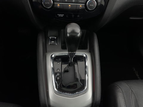 Nissan QASHQAI 1.2 Tekna Aut. *PANO | LEDER | NAVI-FULLMAP | Bi-LED-LIGHTS | HEATED-COMFORTSEATS | NISSAN-CONNECT | TOPVIEW | ECC | PDC | BLINDSPOT | ADAPTIVE-CRUISE | TOWBAR | AMBIENTLIGHT | KEYLESS | DAB | 19"ALU*