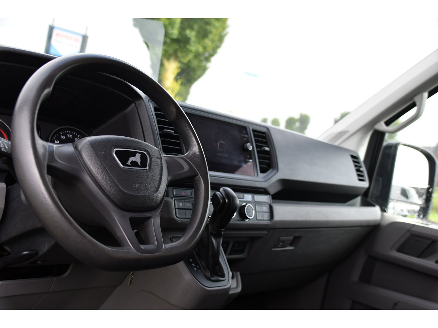 MAN TGE 3.180 35 2.0 L3H3 4x4 PB Edition Camera, Cruise, Carplay, LED, Trekhaak, 177pk, Automaat, Sensoren, Stoelverwarming, Uniek!