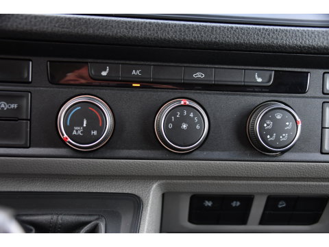 MAN TGE 3.180 35 2.0 L3H3 4x4 PB Edition Camera, Cruise, Carplay, LED, Trekhaak, 177pk, Automaat, Sensoren, Stoelverwarming, Uniek!