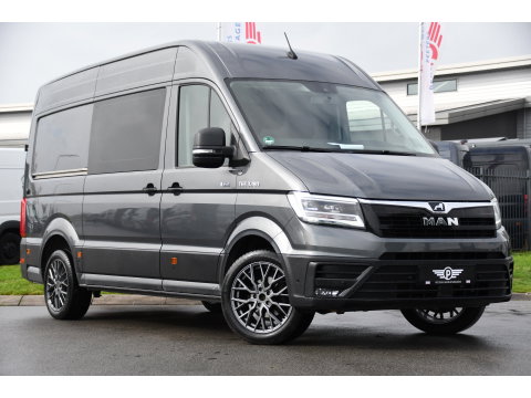 MAN TGE 3.180 35 2.0 L3H3 4x4 PB Edition Camera, Cruise, Carplay, LED, Trekhaak, 177pk, Automaat, Sensoren, Stoelverwarming, Uniek!
