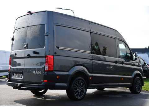 MAN TGE 3.180 35 2.0 L3H3 4x4 PB Edition Camera, Cruise, Carplay, LED, Trekhaak, 177pk, Automaat, Sensoren, Stoelverwarming, Uniek!