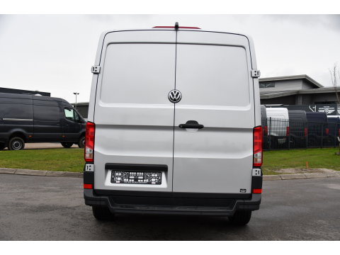 Volkswagen Crafter 35 2.0 TDI L3H2 Highline PB Edition Adaptieve Cruise, Camera, Carplay, Clima, LED, Stoelverwarming, Multimedia, Sensoren, Uniek!