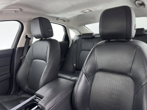 Jaguar XF 2.0d Prestige *AUT | LEATHER | XENON | SPORTSEATS | CAMERA | PRIVACY-GLASS | SHIFTPADDLES | NAVI-FULLMAP | ECC | PDC | CRUISE | 19''ALU*