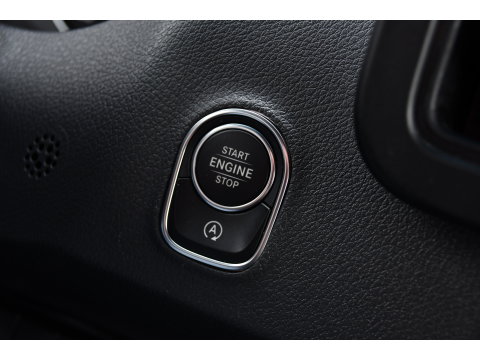 Mercedes-Benz Sprinter 315 1.9 CDI L2H2 AMG Edition Adaptieve Cruise, Camera, Carplay, 150pk, LED, Dodehoek, Sensoren, Multimedia, Uniek!
