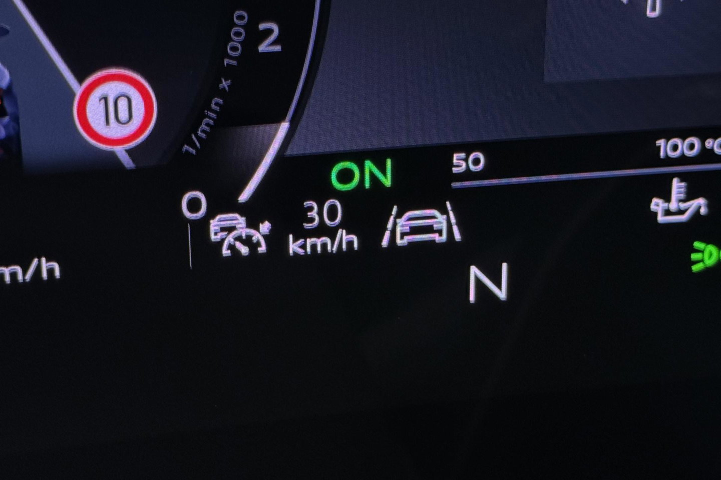 Audi A6 Avant TDI 150 kW Edition One S-tronic Avant | Panoramadak | 360° camera | Matrix LED | Passenger Display | Tech Plus | Sportstoelen | Stoelverwarming | ACC