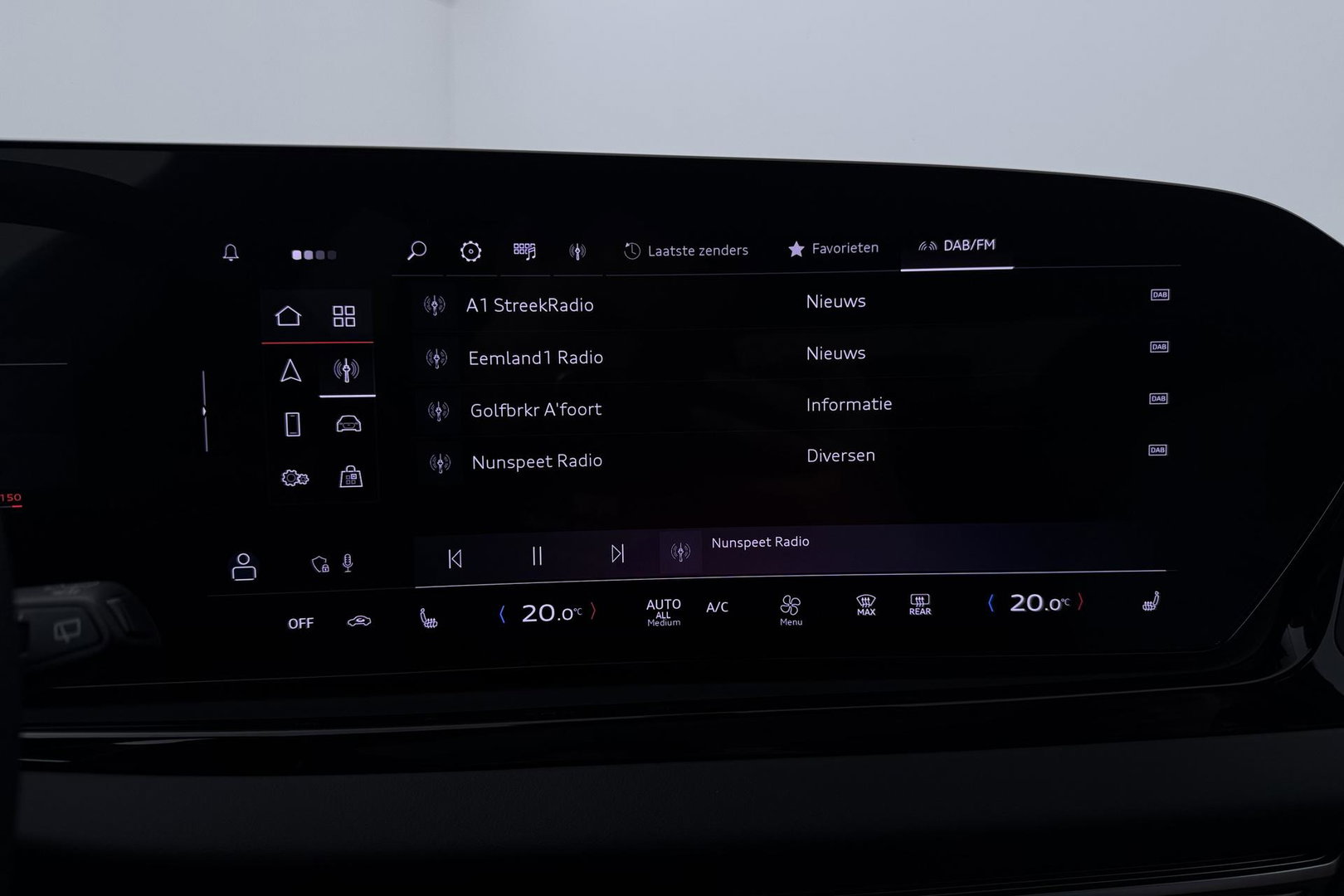 Audi A6 Avant TDI 150 kW Edition One S-tronic Avant | Panoramadak | 360° camera | Matrix LED | Passenger Display | Tech Plus | Sportstoelen | Stoelverwarming | ACC