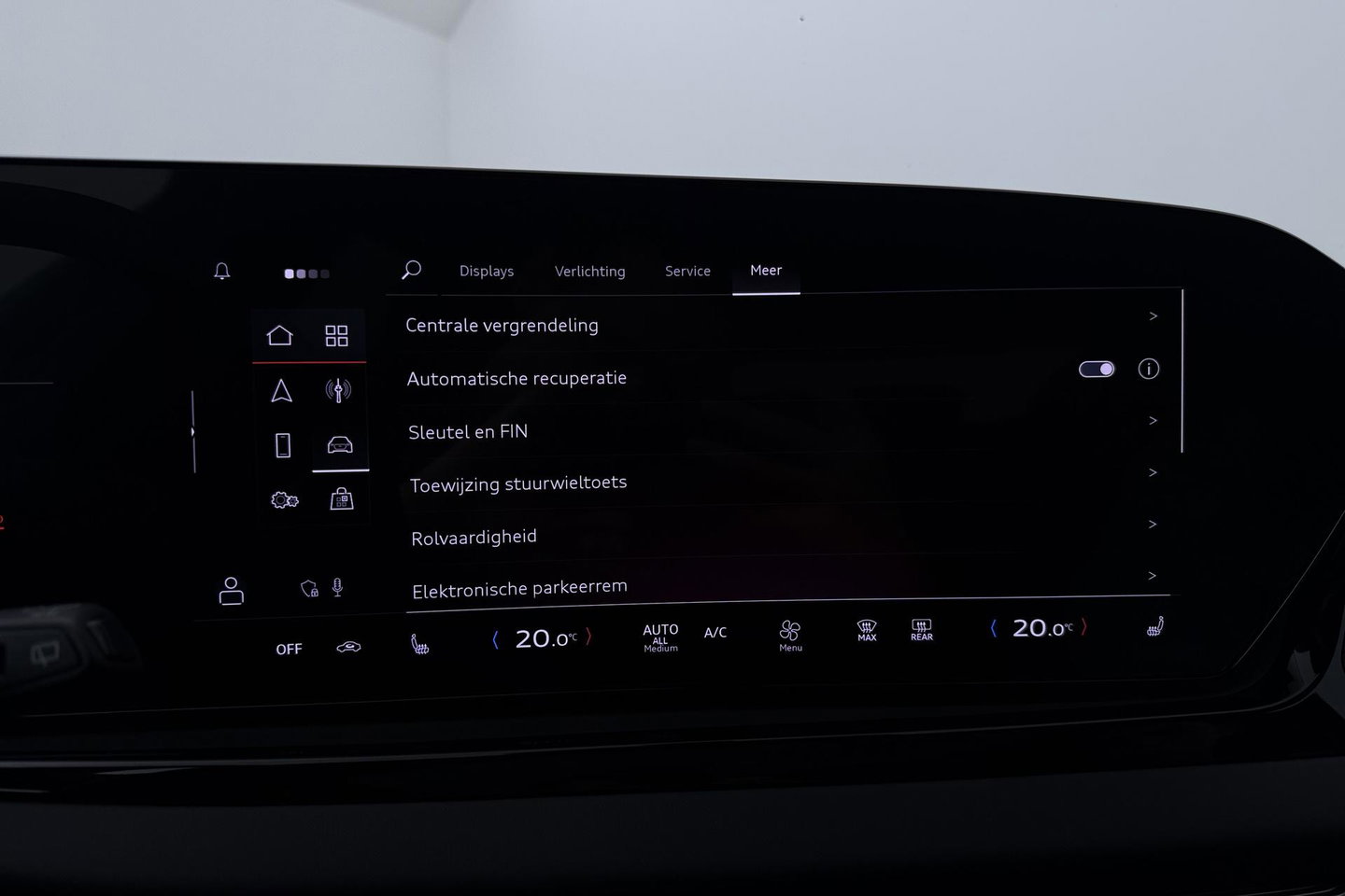 Audi A6 Avant TDI 150 kW Edition One S-tronic Avant | Panoramadak | 360° camera | Matrix LED | Passenger Display | Tech Plus | Sportstoelen | Stoelverwarming | ACC
