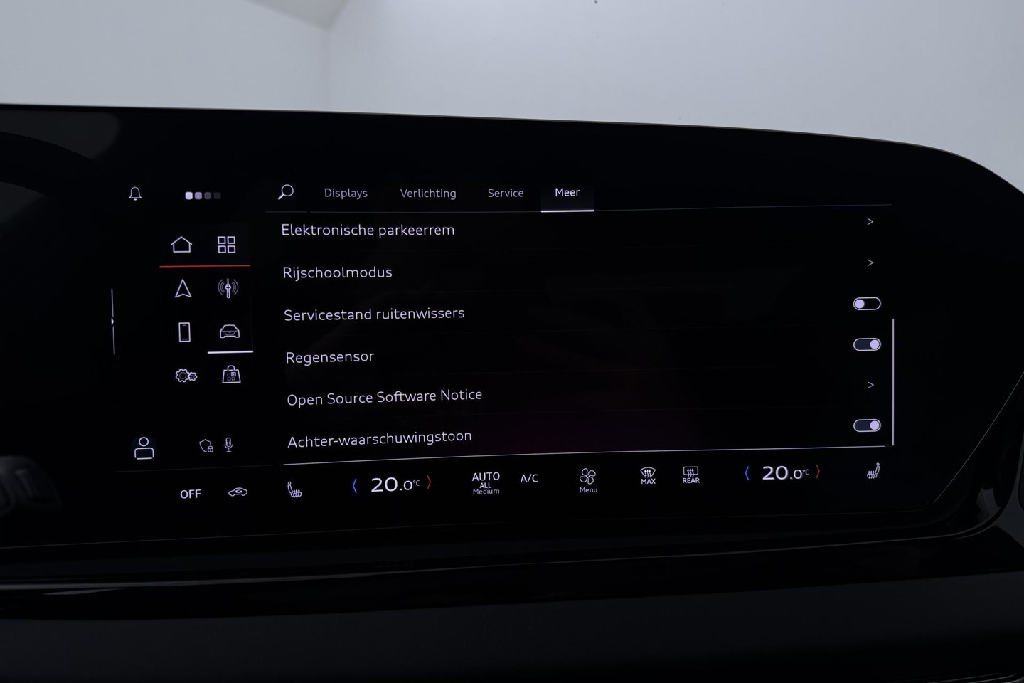 Audi A6 Avant TDI 150 kW Edition One S-tronic Avant | Panoramadak | 360° camera | Matrix LED | Passenger Display | Tech Plus | Sportstoelen | Stoelverwarming | ACC