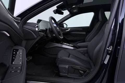 Audi A6 Avant TDI 150 kW Edition One S-tronic Avant | Panoramadak | 360° camera | Matrix LED | Passenger Display | Tech Plus | Sportstoelen | Stoelverwarming | ACC