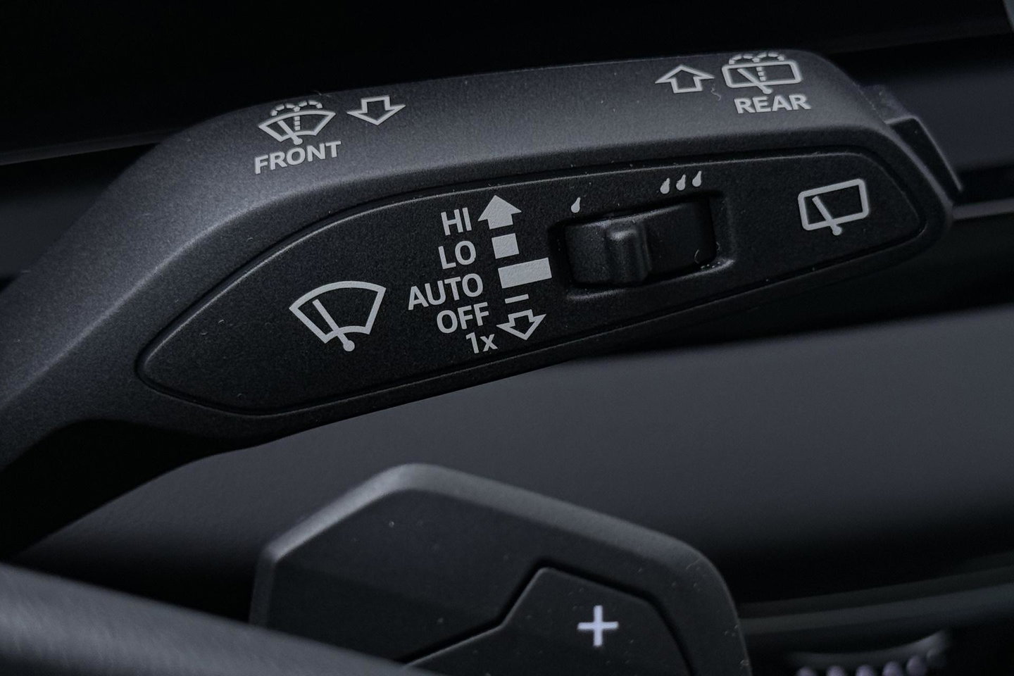 Audi A6 Avant TDI 150 kW Edition One S-tronic Avant | Panoramadak | 360° camera | Matrix LED | Passenger Display | Tech Plus | Sportstoelen | Stoelverwarming | ACC