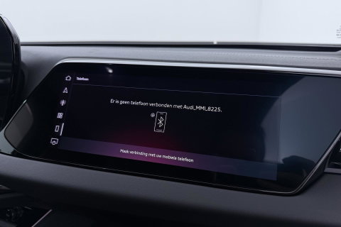 Audi A6 Avant TDI 150 kW Edition One S-tronic Avant | Panoramadak | 360° camera | Matrix LED | Passenger Display | Tech Plus | Sportstoelen | Stoelverwarming | ACC