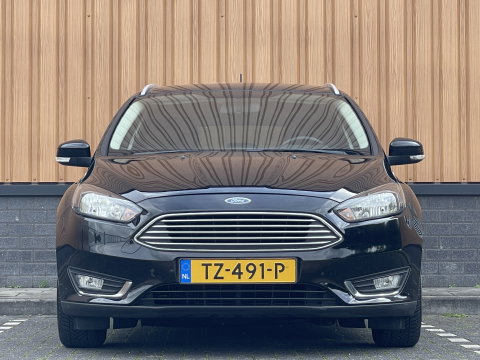 Ford FOCUS Wagon 1.0 Lease Edition | Trekhaak | Keyless Go/Entry | Airconditioning | Stoel- en stuurverwarming | Bluetooth | Voorruitverwarming |