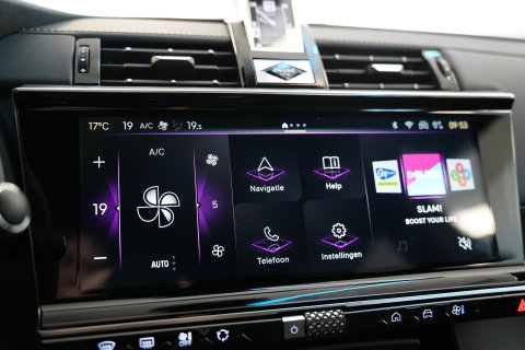 DS DS 7 E-Tense 300 4x4 Performance Line ACC PDC 360 Camera Lane Assist
