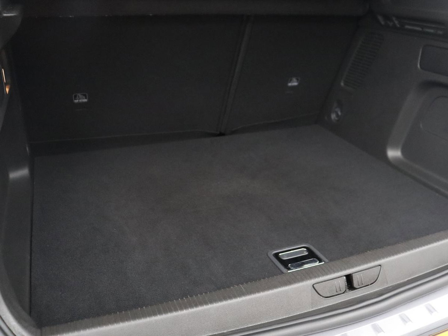 Opel Grandland 1.2 Turbo | Automaat | Apple Carplay | Dodehoek Ass. | Stuurwielverwarming | Camera |