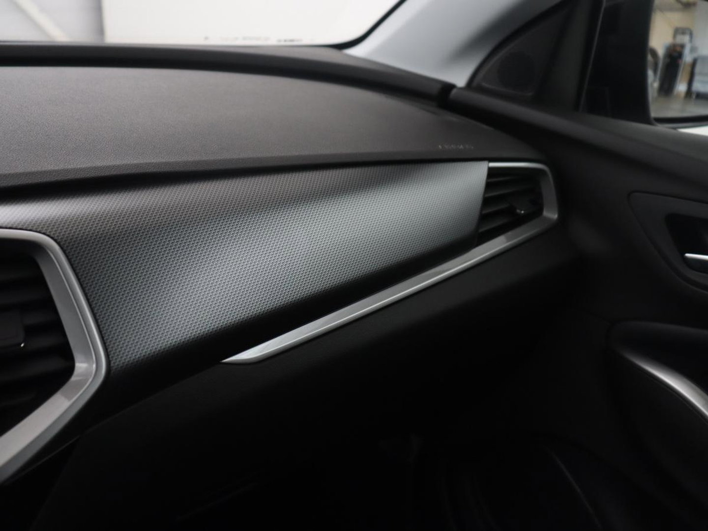 Opel Grandland 1.2 Turbo | Automaat | Apple Carplay | Dodehoek Ass. | Stuurwielverwarming | Camera |