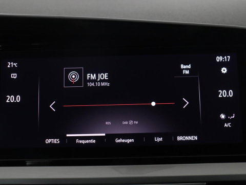 Opel Grandland 1.2 Turbo | Automaat | Apple Carplay | Dodehoek Ass. | Stuurwielverwarming | Camera |