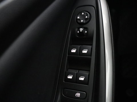Opel Grandland 1.2 Turbo | Automaat | Apple Carplay | Dodehoek Ass. | Stuurwielverwarming | Camera |