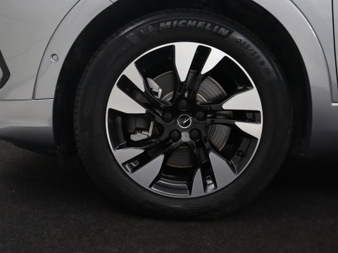 Opel Grandland 1.2 Turbo | Automaat | Apple Carplay | Dodehoek Ass. | Stuurwielverwarming | Camera |