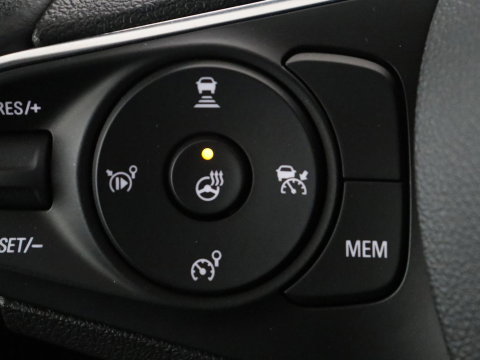 Opel Grandland 1.2 Turbo | Automaat | Apple Carplay | Dodehoek Ass. | Stuurwielverwarming | Camera |