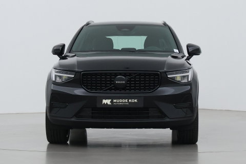 Volvo XC40 2.0 B3 Plus Black Edition | Harman/Kardon | Camera | Stoel+Stuurverwarming | Memory | Keyless | 20 Inch