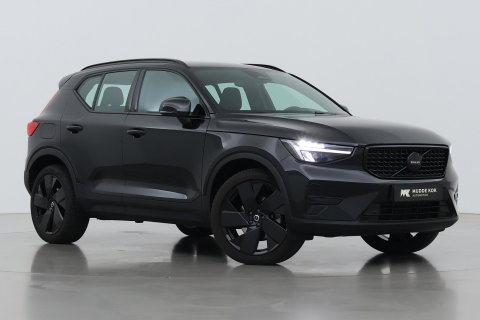 Volvo XC40 2.0 B3 Plus Black Edition | Harman/Kardon | Camera | Stoel+Stuurverwarming | Memory | Keyless | 20 Inch