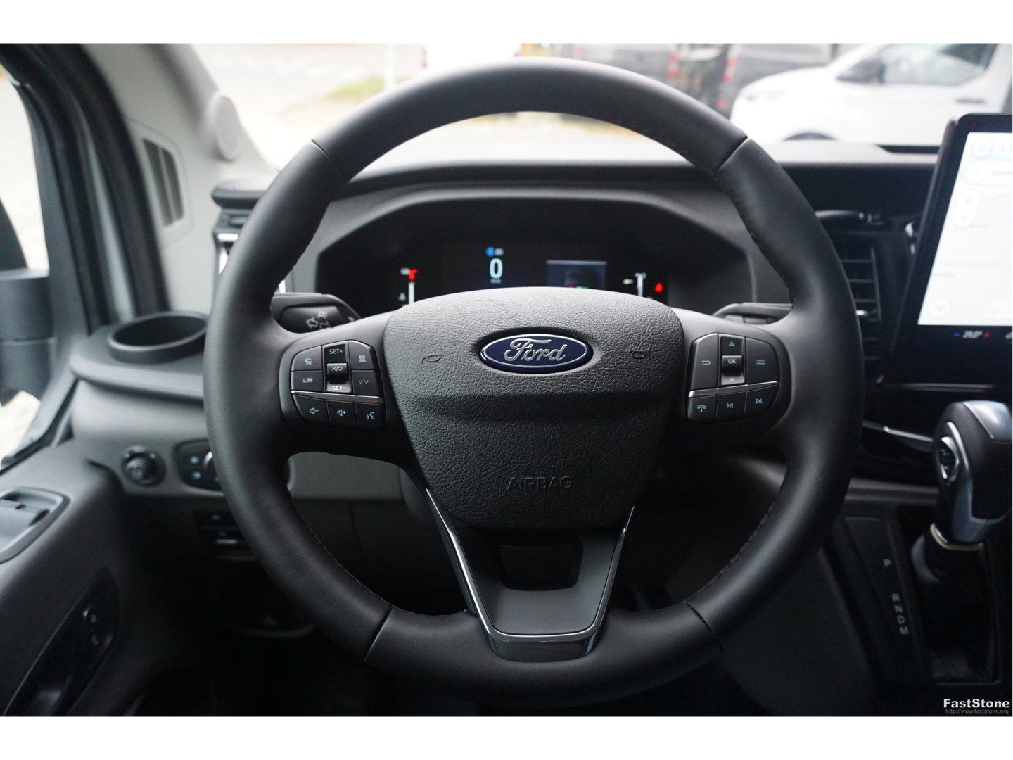 Ford Transit 350L L3H2 Limited AUT-10 RWD 165PK BPM VRIJ 3.5T Trekhaak, Navi, Adap. Cruise, 360° Cam!! NR. A216