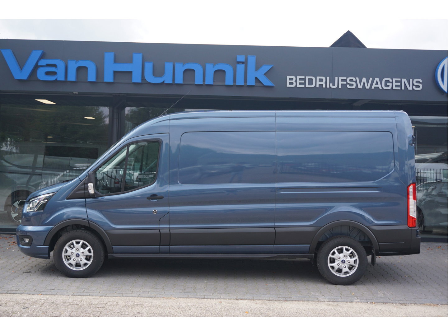 Ford Transit 350L 170PK L3H2 Limited AUT BPM VRIJ!! 12" Sync4 Navi + Camera, LM Velg, Xenon!! NR. 225