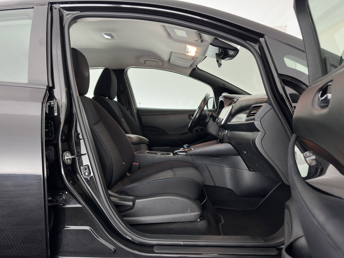 Nissan Leaf Acenta 40 kWh *AUT |  ADAPTIVE-CRUISE | KEYLESS | NAVI-FULLMAP | DAB+ | DIGI-COCKPIT | PRIVACYGLASS | 16"ALU*
