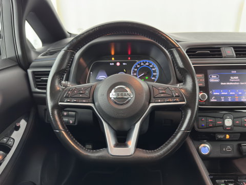 Nissan Leaf Acenta 40 kWh *AUT |  ADAPTIVE-CRUISE | KEYLESS | NAVI-FULLMAP | DAB+ | DIGI-COCKPIT | PRIVACYGLASS | 16"ALU*