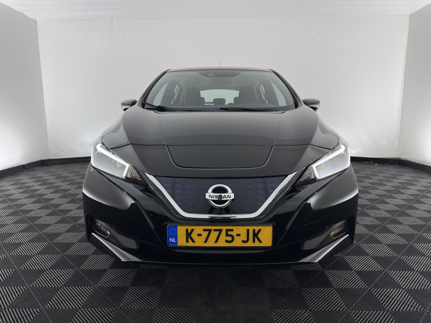 Nissan Leaf Acenta 40 kWh *AUT |  ADAPTIVE-CRUISE | KEYLESS | NAVI-FULLMAP | DAB+ | DIGI-COCKPIT | PRIVACYGLASS | 16"ALU*