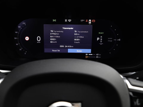 Volvo XC60 T8 AWD Ultra Black Edition Pano 360 Bowers & Wilkins Trekhaak HeadUp Display 21''