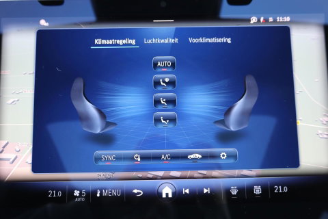 Mercedes-Benz E-Klasse Estate 300 e AMG Line / Panoramadak / Memory Stoelen / Hyperscreen / Keyless-Go / Burmester 3D Surround