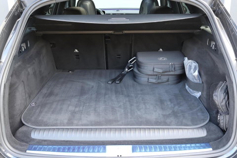 Mercedes-Benz E-Klasse Estate 300 e AMG Line / Panoramadak / Memory Stoelen / Hyperscreen / Keyless-Go / Burmester 3D Surround