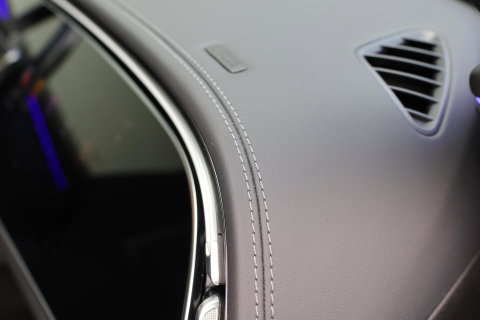 Mercedes-Benz E-Klasse Estate 300 e AMG Line / Panoramadak / Memory Stoelen / Hyperscreen / Keyless-Go / Burmester 3D Surround