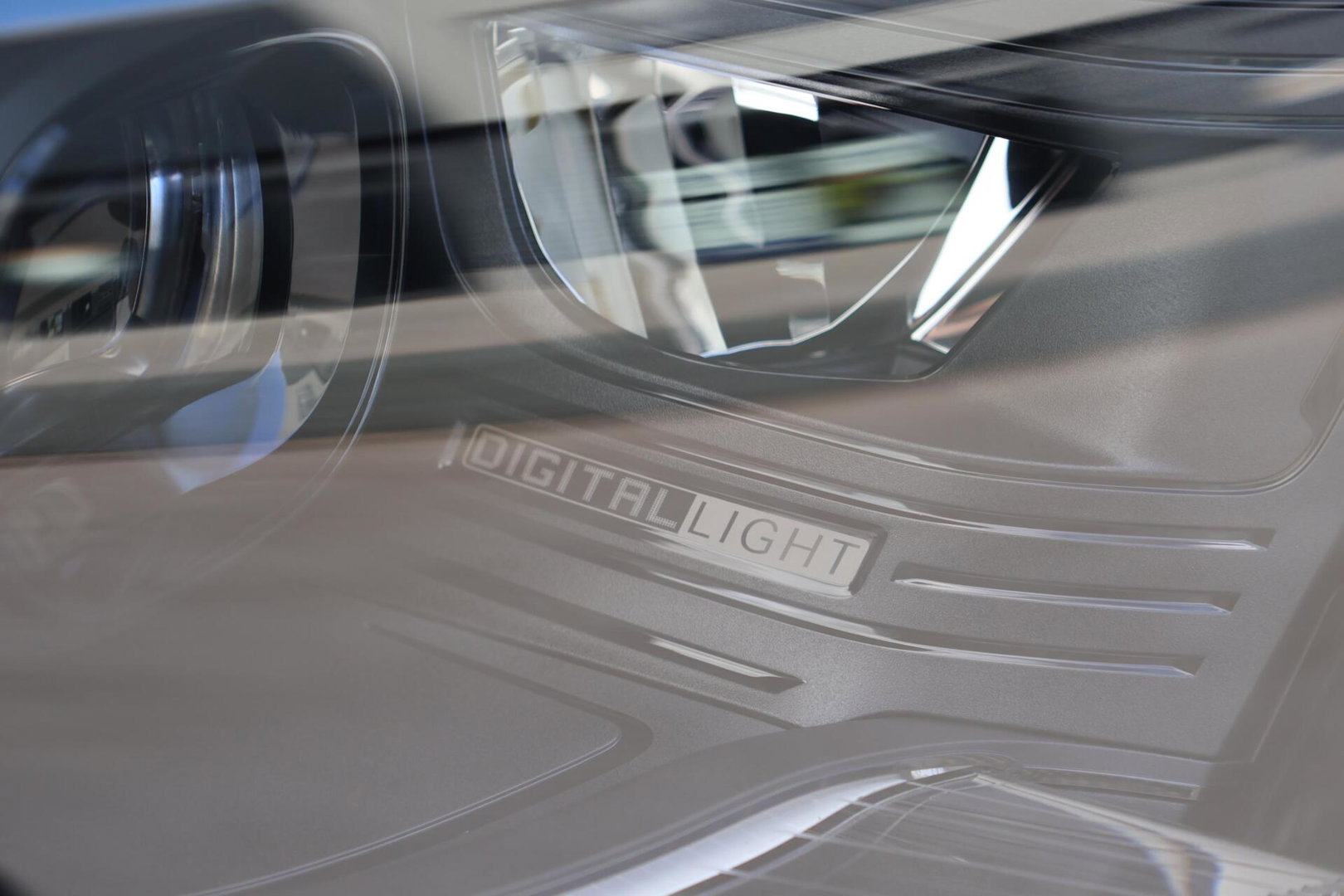 Mercedes-Benz E-Klasse Estate 300 e AMG Line / Panoramadak / Memory Stoelen / Hyperscreen / Keyless-Go / Burmester 3D Surround
