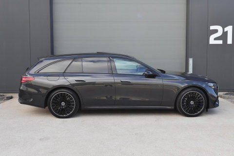 Mercedes-Benz E-Klasse Estate 300 e AMG Line / Panoramadak / Memory Stoelen / Hyperscreen / Keyless-Go / Burmester 3D Surround