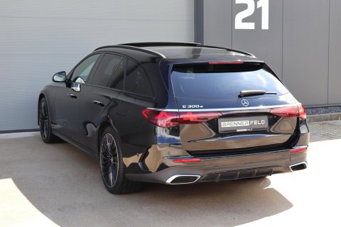 Mercedes-Benz E-Klasse Estate 300 e AMG Line / Panoramadak / Memory Stoelen / Hyperscreen / Keyless-Go / Burmester 3D Surround