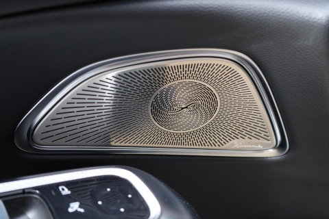Mercedes-Benz E-Klasse Estate 300 e AMG Line / Panoramadak / Memory Stoelen / Hyperscreen / Keyless-Go / Burmester 3D Surround