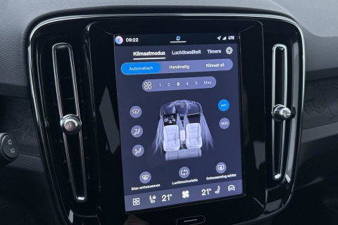 Volvo EX40 Single Motor Extended Range Plus | 82 kWh | Harman/Kardon | 360° Camera | BLIS | Stoel+Stuurverwarming | ACC