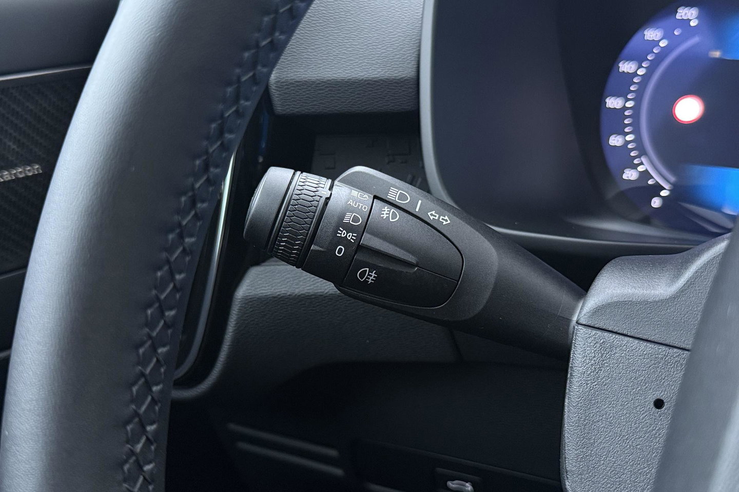 Volvo EX40 Single Motor Extended Range Plus | 82 kWh | Harman/Kardon | 360° Camera | BLIS | Stoel+Stuurverwarming | ACC