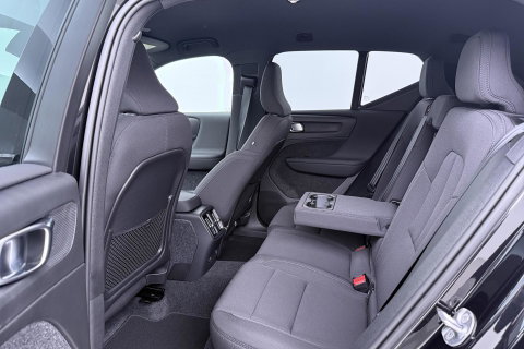 Volvo EX40 Single Motor Extended Range Plus | 82 kWh | Harman/Kardon | 360° Camera | BLIS | Stoel+Stuurverwarming | ACC