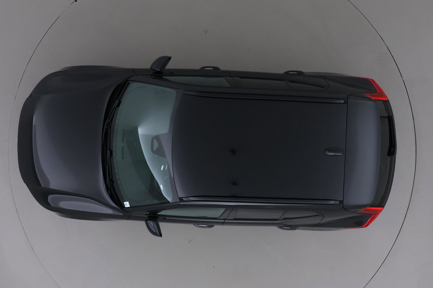 Volvo EX40 Single Motor Extended Range Plus | 82 kWh | Harman/Kardon | 360° Camera | BLIS | Stoel+Stuurverwarming | ACC