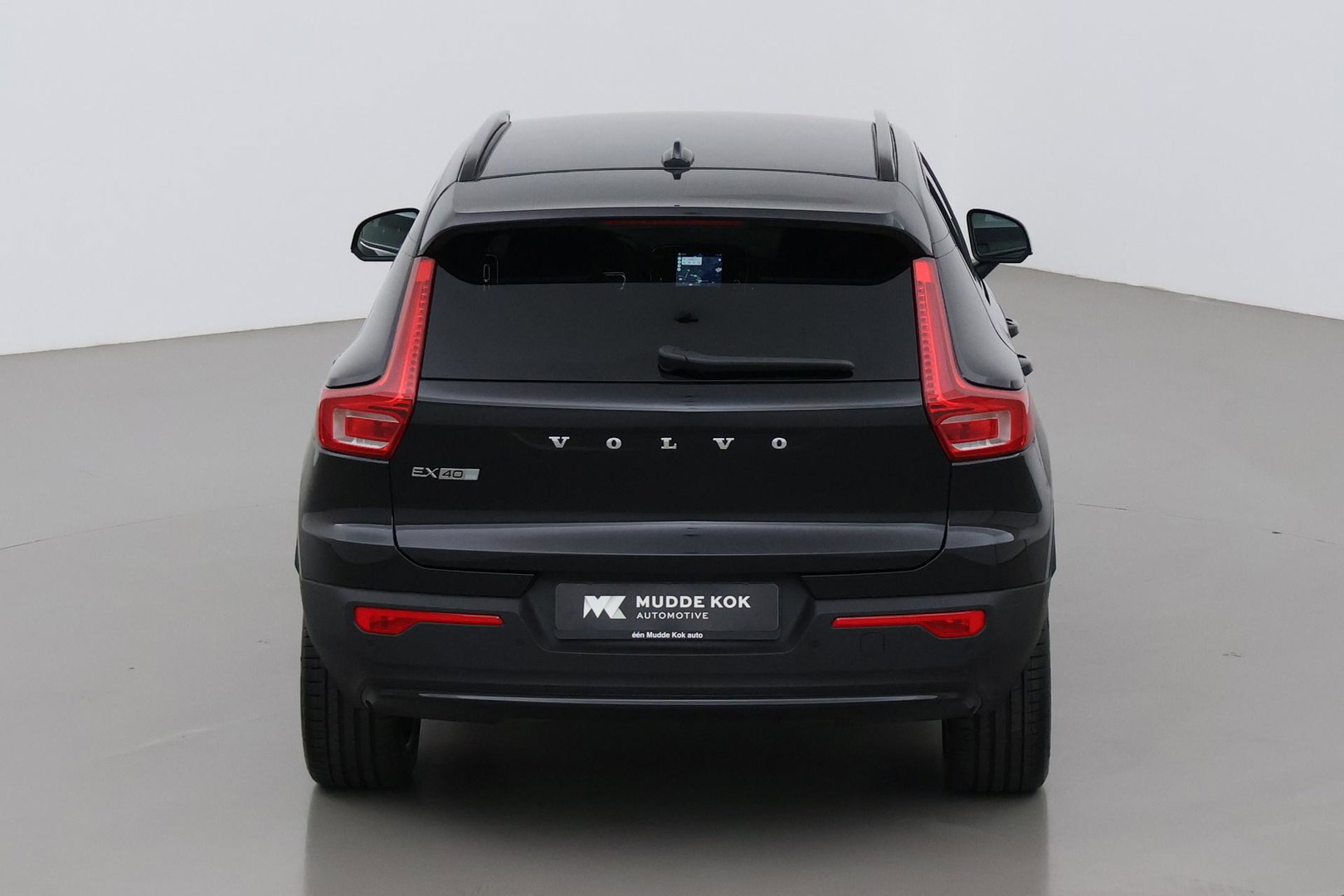 Volvo EX40 Single Motor Extended Range Plus | 82 kWh | Harman/Kardon | 360° Camera | BLIS | Stoel+Stuurverwarming | ACC
