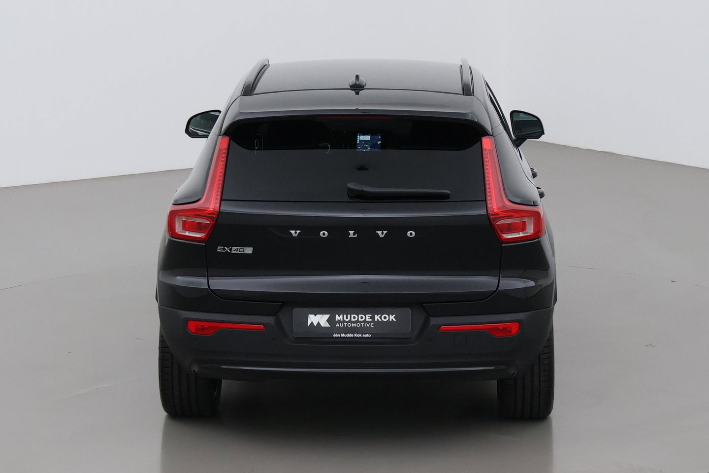 Volvo EX40 Single Motor Extended Range Plus | 82 kWh | Harman/Kardon | 360° Camera | BLIS | Stoel+Stuurverwarming | ACC